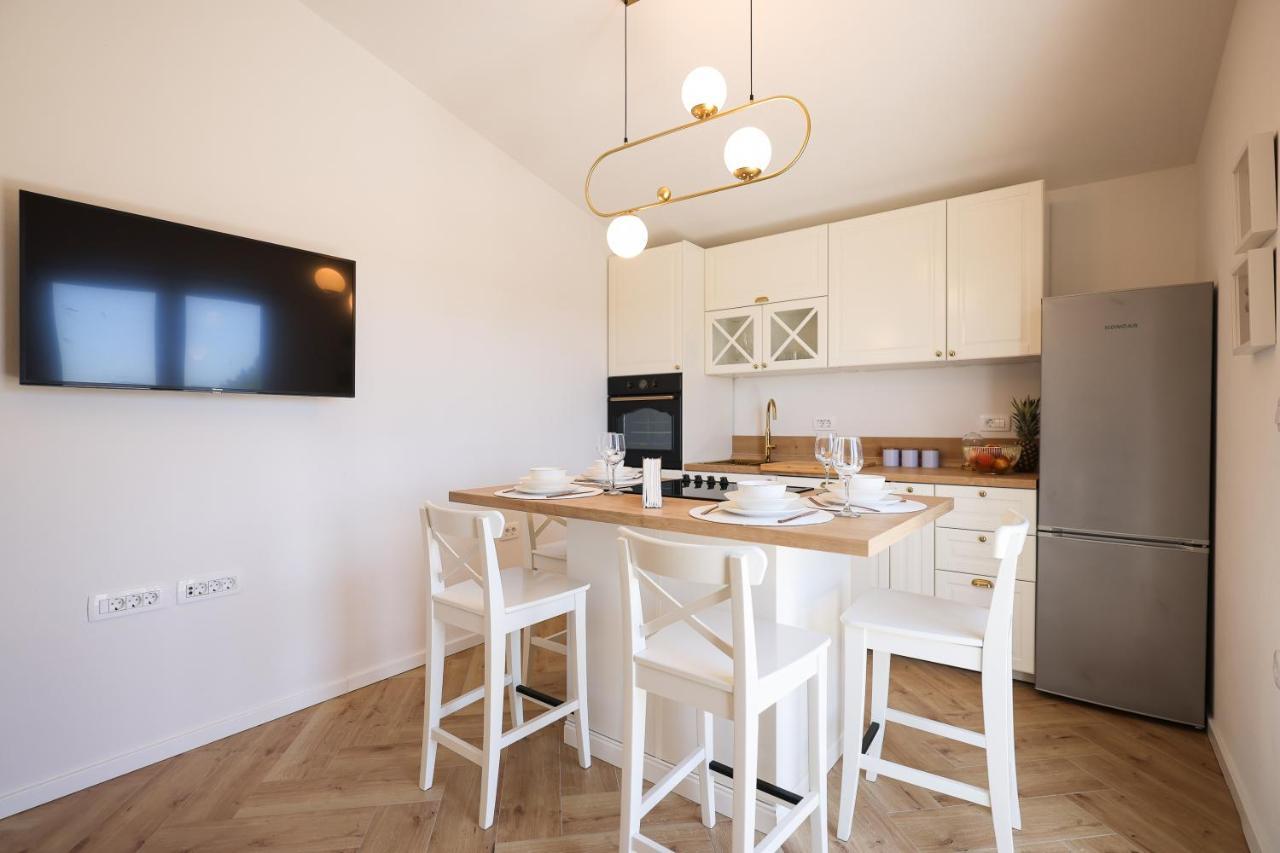 Apartments Marta Verunic ภายนอก รูปภาพ