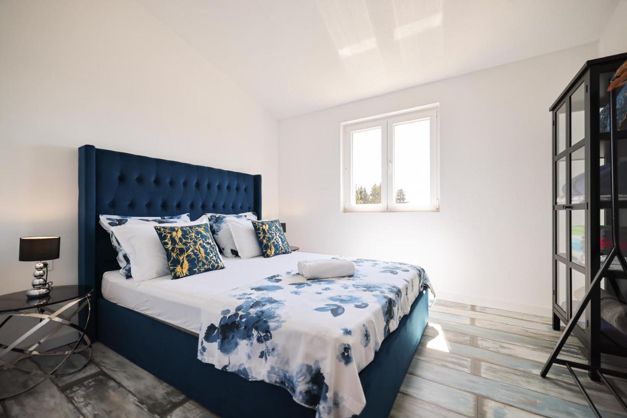 Apartments Marta Verunic ภายนอก รูปภาพ