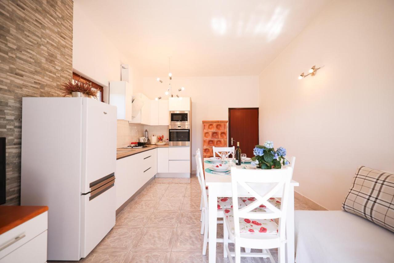 Apartments Marta Verunic ภายนอก รูปภาพ