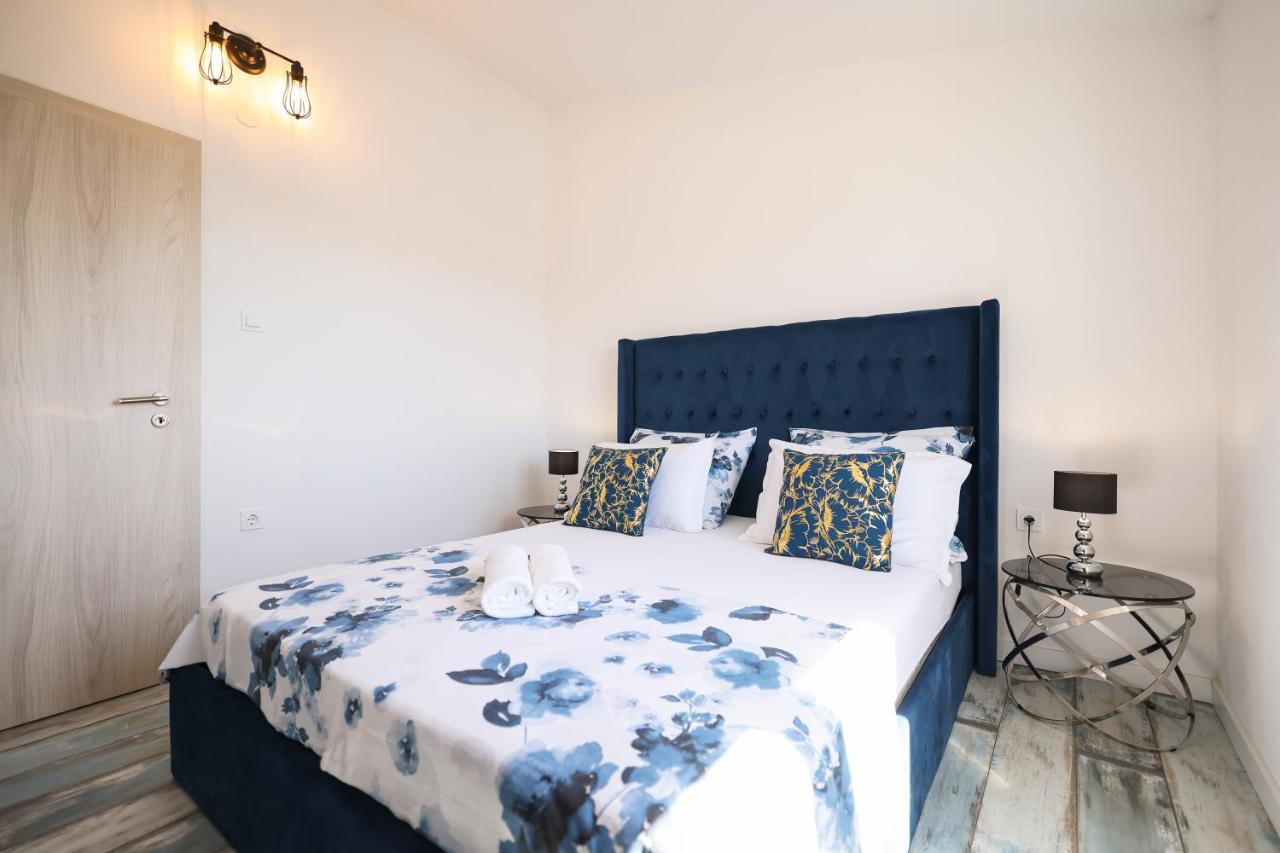 Apartments Marta Verunic ภายนอก รูปภาพ